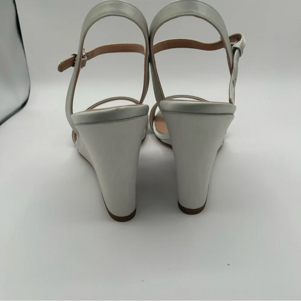 New Cole Haan women’s Josie wedge sandals crystal/gray satin 11 B